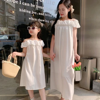 2023 Новое белое длинное платье для мамы и дочки, подходящие для семьи летние пляжные блузки