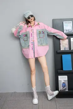 2023 Новые Корейские женщины Свободного контрастного цвета с воротником Поло, повседневная джинсовая рубашка с разрезом, женская блузка для хай-стрит