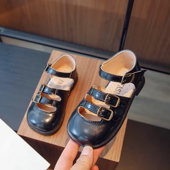 Детская модная кожаная обувь для девочек в Британском стиле, прямая поставка, 2023, нескользящие повседневные сандалии для мальчиков с пряжкой-крючком и петлей, Универсальные