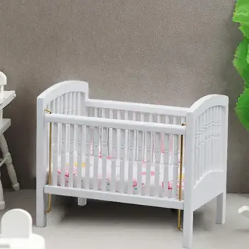 Креативная модель кровати в кукольном домике Реалистичная миниатюрная мебель для кукольного домика небольшого размера, кровать, игрушечная деревянная мини-мебель, Микроландшафт