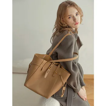 Оригинальная дизайнерская модная сумка через плечо для пригородных поездок, женская сумка 2023 года, новое ведро большой емкости, переносная сумка для пригородных поездок