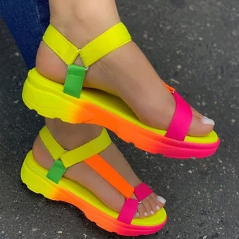 Пляжная обувь, женские летние сандалии 2023, женская нескользящая повседневная разноцветная обувь, модные однотонные сандалии с открытым носком, удобные на каждый день.