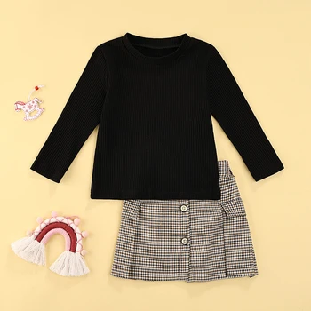 Повседневный комплект одежды из двух предметов для девочек, черный однотонный трикотаж и юбка в клетку с набивным рисунком