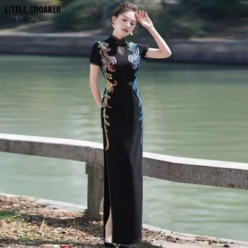 Прогулочное шоу Qipao Высококлассное 2023 Новое Длинное платье в китайском стиле Cheongsam Женское высококлассное молодежное платье с черным принтом