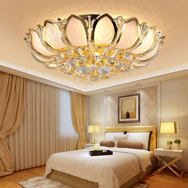Потолочный светильник с кристаллами золотого лотоса в европейском стиле, круглая атмосферная лампа для гостиной, светодиодное подвесное освещение для спальни. 0