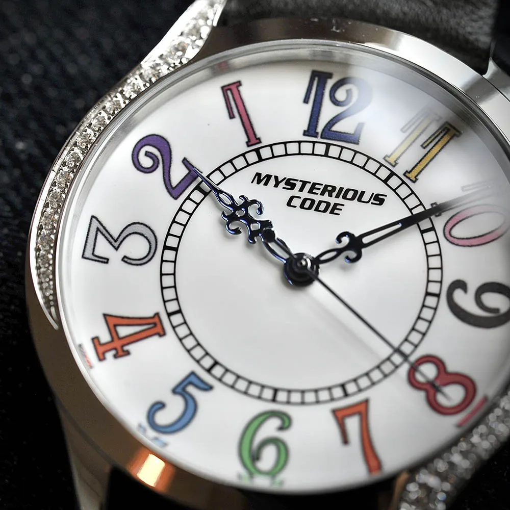 36 мм таинственный код со временем на спине серия Модный швейцарский кварцевый механизм Кожаный ремешок Унисекс, инкрустированный камнем, водонепроницаемый Reloj 3