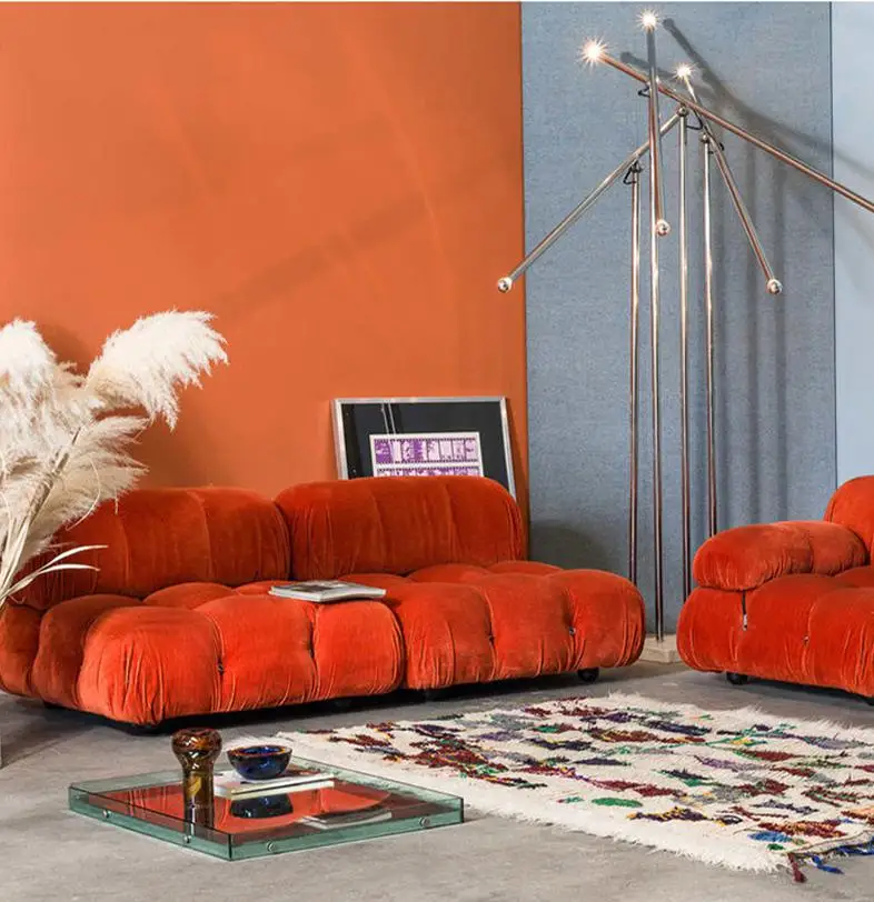 Современные комбинации диванов с гибкими тканевыми модулями Удобный диван для гостиной в стиле винтажной мебели в минималистском стиле 5